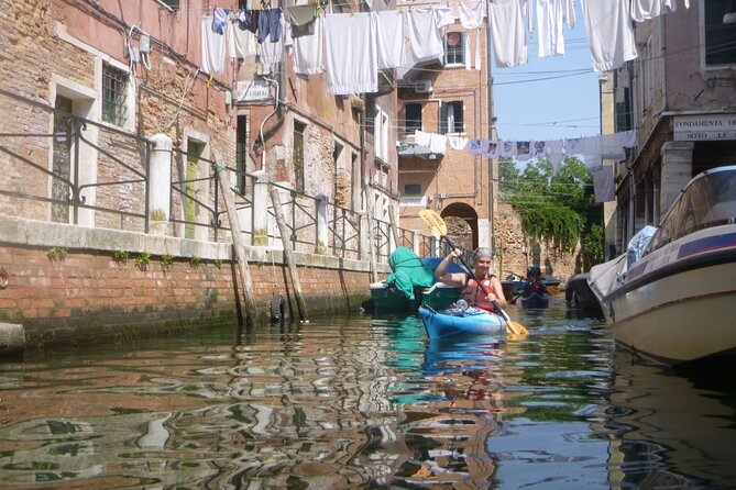 2 Hour Venice Canal Kayak Tour - Premium experience by day - Price and what you’re really paying for