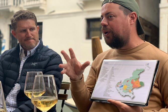 A Venetian Evening: Wine Tasting and Cicchetti with a Local Guide - Meeting point to finish line: How to not get stranded