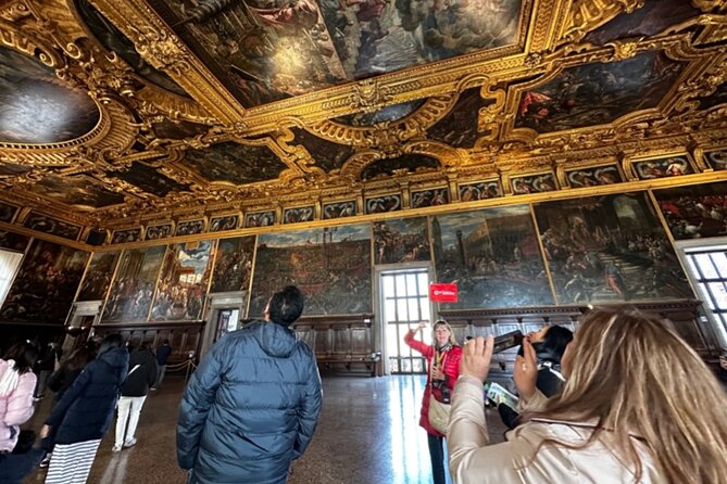 Best Of Venice: Saint Mark's Basilica, Doges Palace with Guide and Gondola Ride - Stop 2: Doge’s Palace With a Real Story (Not a Slide Deck)