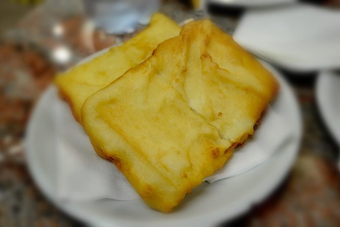 Brunetti's Venice: A Culinary Journey Through Leon's Mysteries - Should you book Brunetti’s Venice?