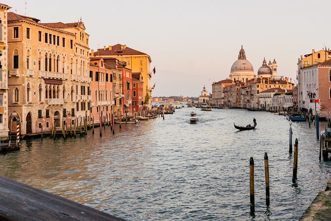 Cinematic Photoshoot in Venice: Capture Venice Hidden Gems - The Venice portrait route: from San Marco to the lagoon views