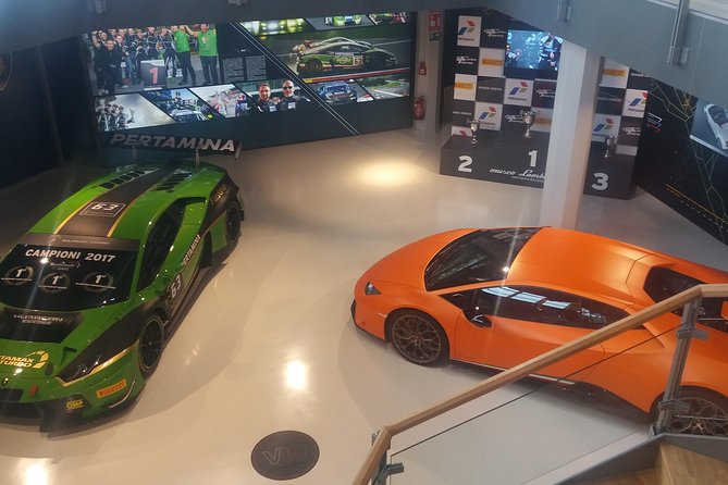 Create your Lamborghini and Ferrari day from Venice - Motor Valley from Venice, without the headache