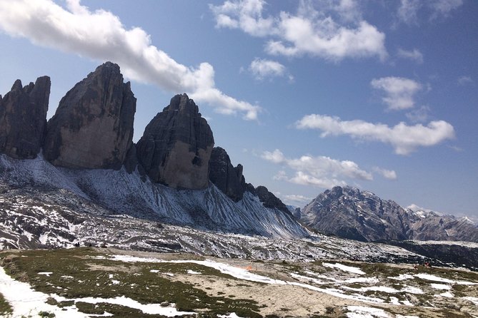 Discover the Dolomites, Cortina and Lake Braies from Venice - Lake Misurina: a quick scenic breather and Tre Cime framing