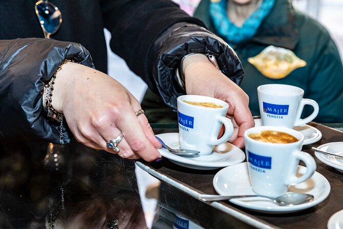 Eating Venice Food & Drinks Tour - Campo de Gheto Novo and the Jewish Ghetto: History You Can Walk Through