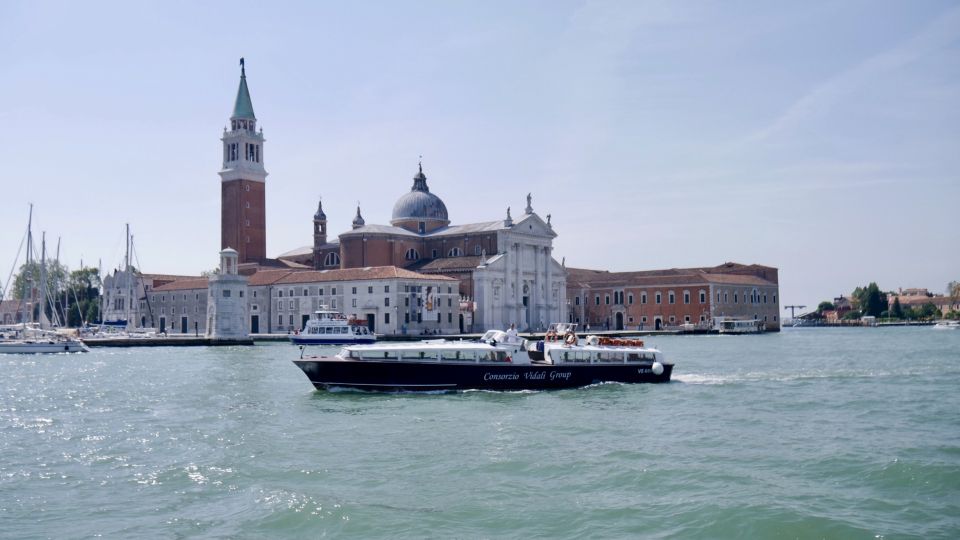 Evening Walking Tour with optional motorboat Ride - Who should book this evening tour (and who shouldn’t)