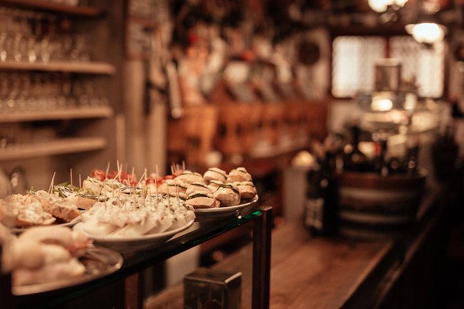 Exclusive Private Venice Food Tour with 6 or 10 Tastings - Bacari, Cicchetti, and How to Order Without Feeling Awkward