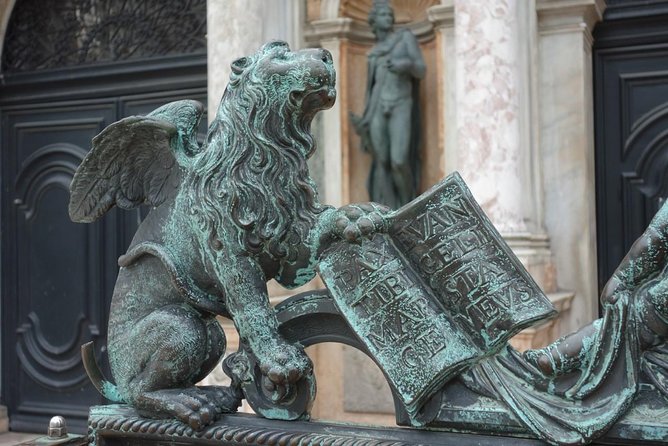 FriendInVenice: Experience the True Venice with a Private Tour - Opening the Secret Door: Getting Oriented Before You Wander