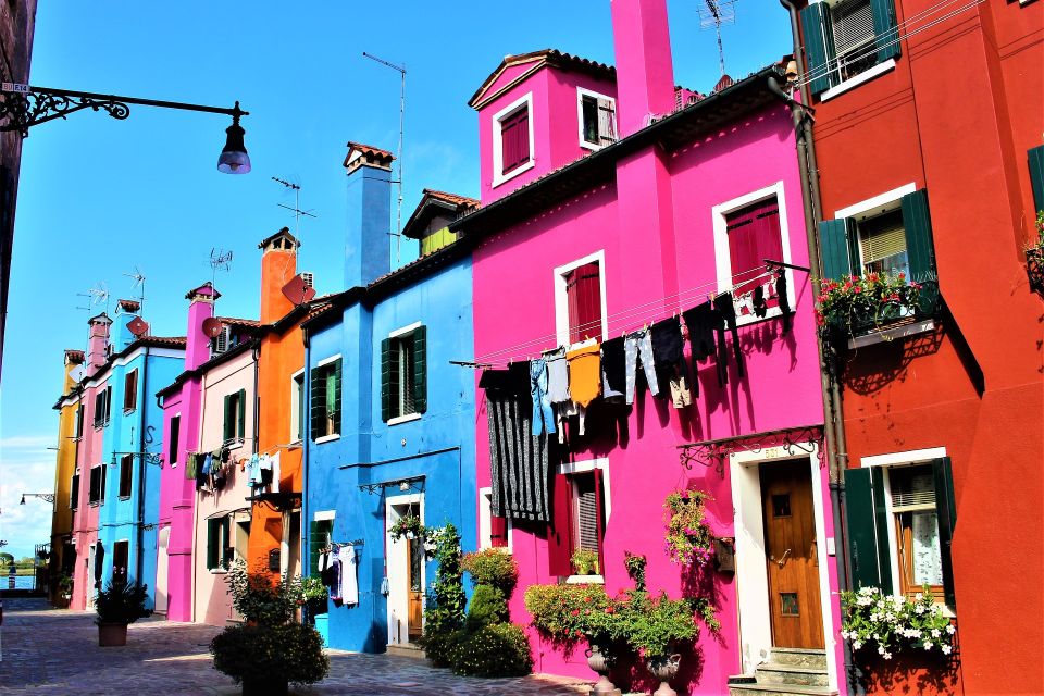 From Venice: Murano and Burano Private Tour with Transfer - Guides Make or Break the Experience (And This Tour Has Strong Ones)