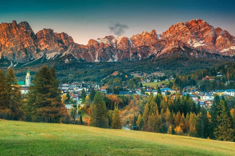 From Venice: The Best of the Dolomites Mountains Day Trip - Passo Tre Croci to Lake Misurina: the road-to-views payoff