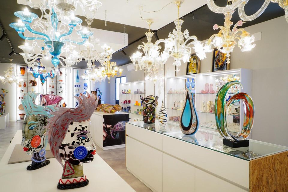 Glass Blowing Show Visit Murano Glass Factory & Showroom OMG - Why Original Murano Glass OMG feels like good Murano value