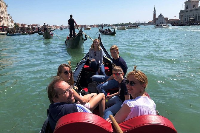 Gondola Ride and St Mark's Basilica Tour - When the schedule slips: how to handle delays without panicking