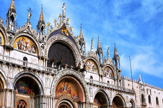 Gondola Ride and St Mark's Basilica Tour - Calle Larga de l’Ascensione: your meetup point is the first test