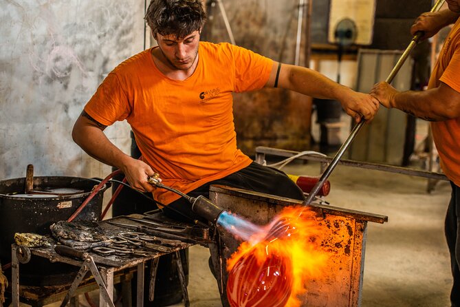 In-depth Guided Tour in a Real Murano Glass Factory - The best way to use this tour on a Murano day