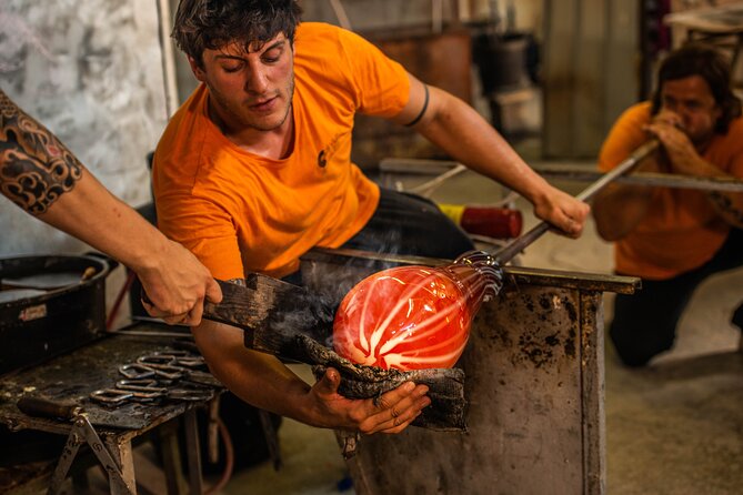 In-depth Guided Tour in a Real Murano Glass Factory - Who should book this tour (and who might not)