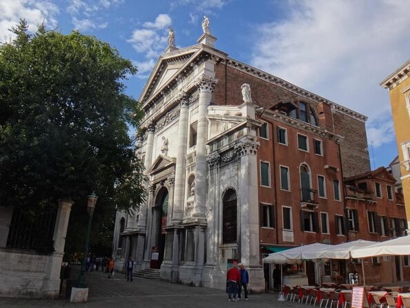 Interpreti Veneziani Ensemble Baroque Concert in Venice Ticket - San Vidal Church: Where the Sound Gets Better