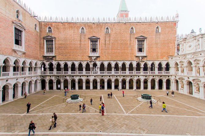 Legendary Venice: Doge's Palace, St Mark's & VIP Terrace Access - Time on your feet: duration, group size, and what to bring