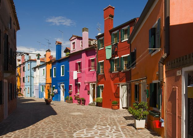 Murano, Burano and Torcello Half-Day Sightseeing Tour - Motorboat Lagoon Hops: How the Half-Day Feels
