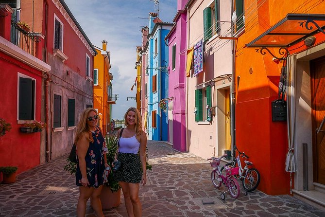 Murano & Burano Islands Guided Small-Group Tour by Private Boat - Private water taxi: the most pleasant way to leave Venice