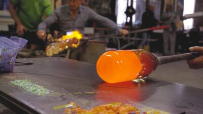 Murano: Glass Blowing Demonstration and Artistic Glass Gift - The 20-Minute Demonstration: Blowing Plus Sculpting