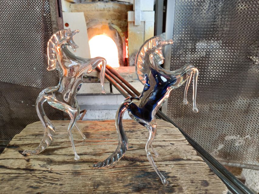 Murano: Glass Blowing Demonstration and Artistic Glass Gift - Who This Glass Demo Is Best For
