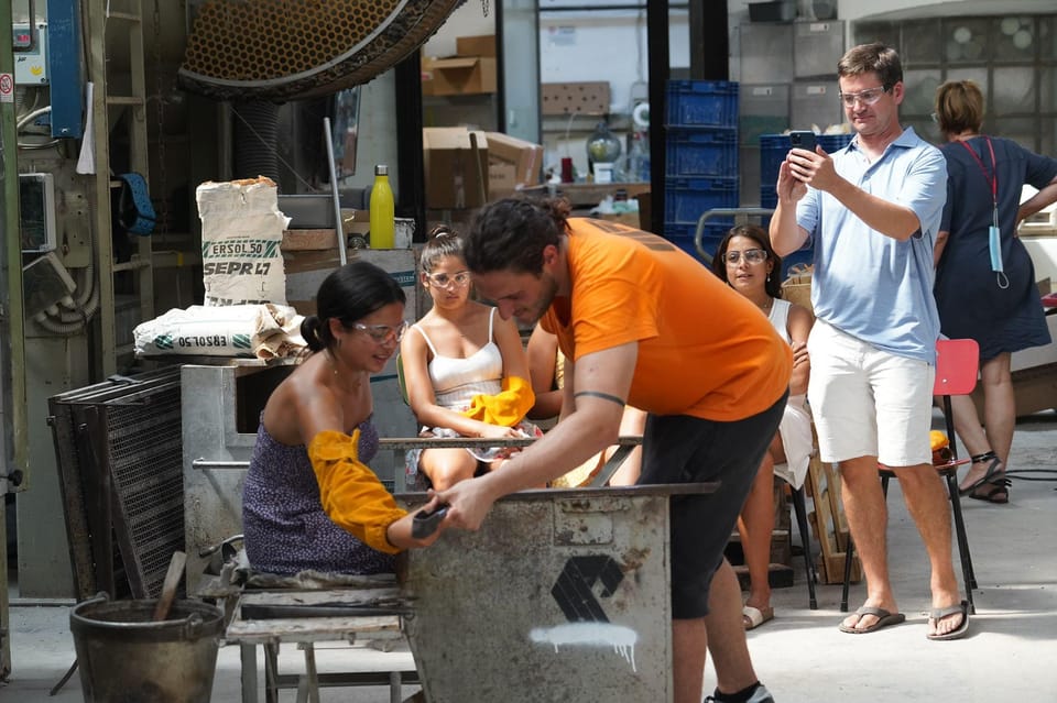 Murano: In Depth Glass Factory Guided Tour - Standing Close to the Masters: What Makes the Watching Part So Good