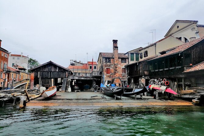 Off the Beaten Path Walk in Venice - Punta della Dogana and the Fortune Goddess at the Grand Canal–Giudecca meeting point