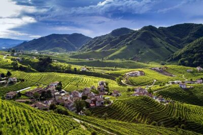 Premium Prosecco Hills Winery Tour with Prosecco Tastings & Food - Valdobbiadene Stop: A Short View Break That Sets the Tone