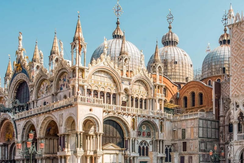 Priority Access St. Mark's Basilica Tour with Terrace Option - Tour guides and group vibe: small group, real personality, clear explanations
