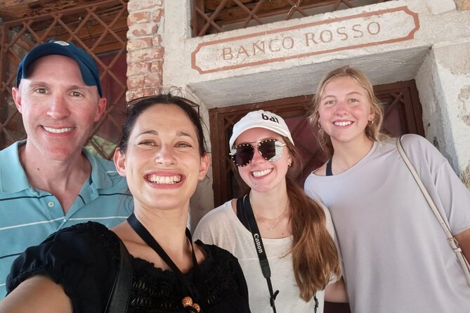 Private 3 hrs Venice Tour: St Mark's, Walking tour & Boat tour - Hidden Venice Backstreets: Castello and Calle Life