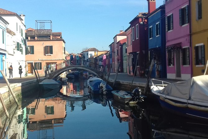Private Excursion by Typical Venetian Motorboat to Murano, Burano and Torcello - Final Murano stop: a guided look at the historical area