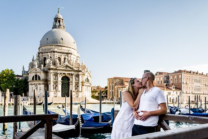 Private Photo Shoot in Venice with Gondola Ride - Wandering Venice for Photos: Quiet Corners and Pose Coaching