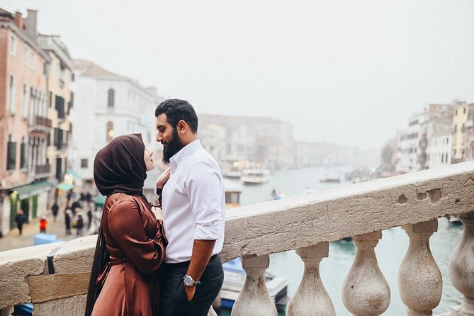 Private Photo Shoot in Venice with Gondola Ride Included - Private Venice Memories: What This Photo + Gondola Plan Really Feels Like