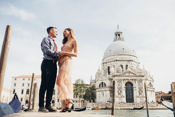 Private Photo Shoot in Venice with Gondola Ride Included - Getting Great Photos When You Feel Awkward (You’re Not Alone)