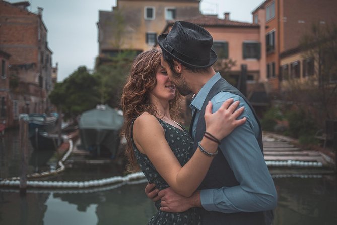 Professional Photographer in Venice, Italy - How long should you book: 1 hour vs 1 hour 30 minutes
