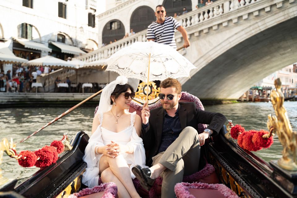Professional Photoshoot in Venice - Should You Book This Venice Photoshoot?