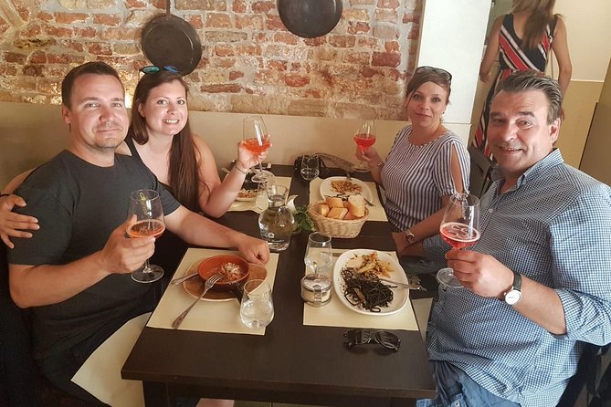 Rialto Market Food and Wine Lunchtime Tour of Venice - Stop 2: Ponte di Rialto and why that bridge walk matters