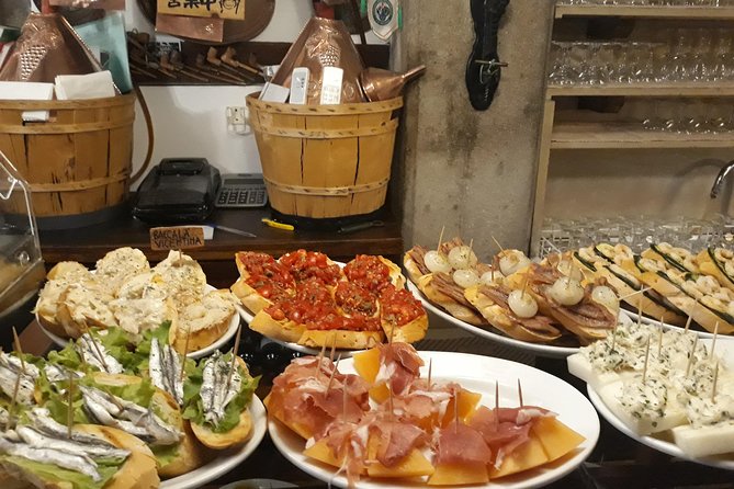 Rialto Market Food and Wine Lunchtime Tour of Venice - Stop 4: Casa di Marco Polo—more than a name on a plaque