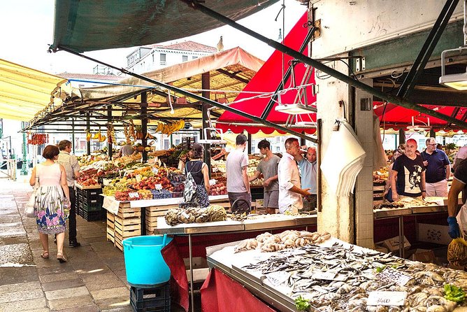 Rialto Market Food Tour: Wine Tasting and Sightseeing in Venice - Rialto Market food and wine in 4 hours