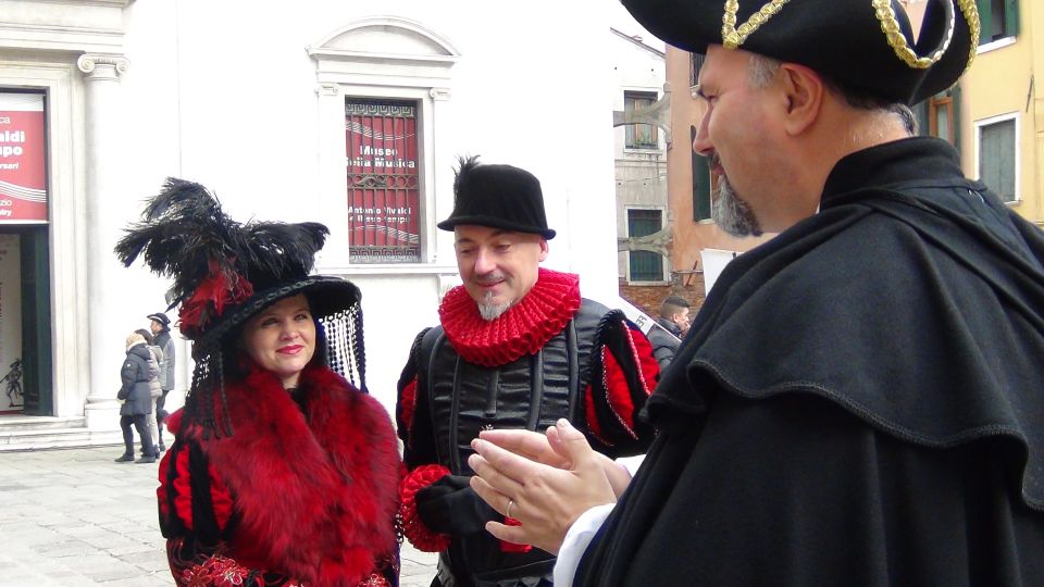 Secrets of Venice Carnival and Life of Casanova Tour - Ridotto and courtesans: the social engine behind the parties