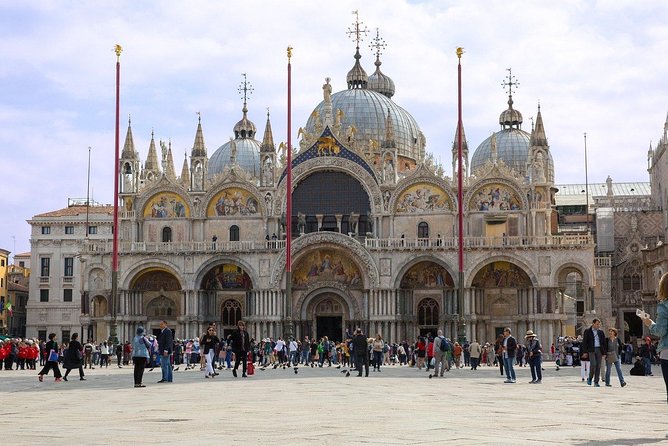 Skip the Line Venice Doge's Palace and St. Mark's Basilica Tour - Meeting at Campo S. Zaccaria: Check-in, Headsets, and How Not to Miss Your Slot
