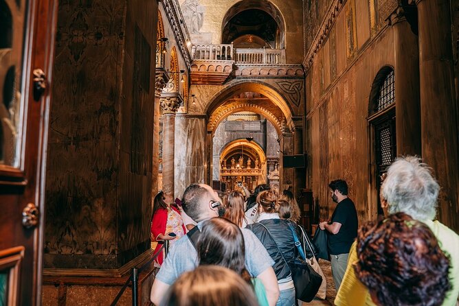Small-group Saint Mark’s Basilica Priority Access - Inside the Basilica: Mosaics, Symbolism, and Guide-Led Photo Moments