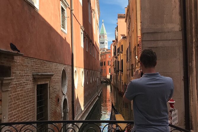 Small-Group Walking Tour of the Jewish Ghetto in Venice - Meeting at Campo San Geremia: start with the right context