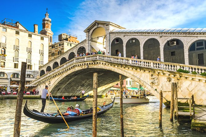 St. Mark’s Basilica Guided Tour with Venice Canals Gondola Ride - Meeting Point, Timing, and Group Size: How to Keep It From Getting Stressful