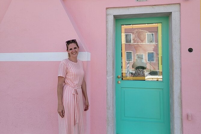 St Mark's, Doge's Palace, with Murano and Burano & Gondola Ride - Burano: Lace, color, and a chance to wander