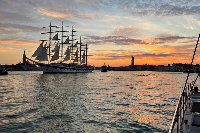 Sunset Jazz Catamaran Cruise with Aperitivo and Live Saxophone - Small things that can change your enjoyment