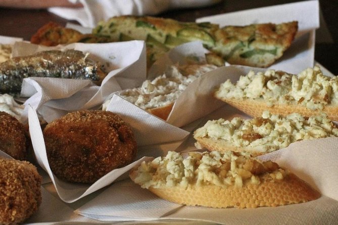 Tapas & Wines through secret Venice - Walking realities: what to wear, and why you should plan your pace