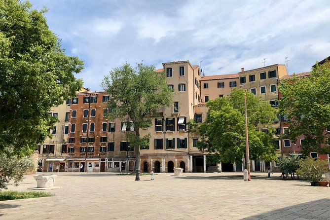 The Secrets of Venice - Private Tour - Fondaco, Palazzo dei Camerlenghi, and how Venice worked (not just what it looked like)