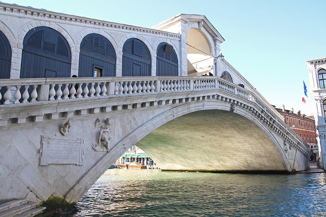 Tour of The Real Hidden Venice - Palazzo Mastelli del Cammello: the “Camel House” legend