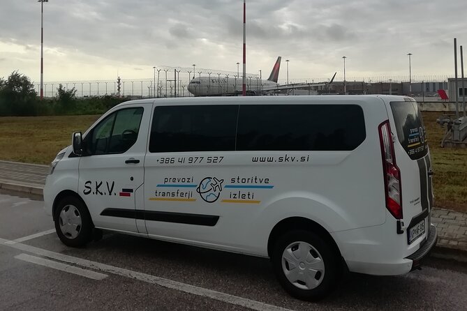 Transfer from Venice Airport to Trieste - Drop-off in Trieste: arriving at the front door, not the far end