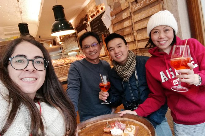 Venetian Cicchetti Street Food and Sightseeing Walking Tour - What you’ll eat: cicchetti, fish options, and seasonal swaps